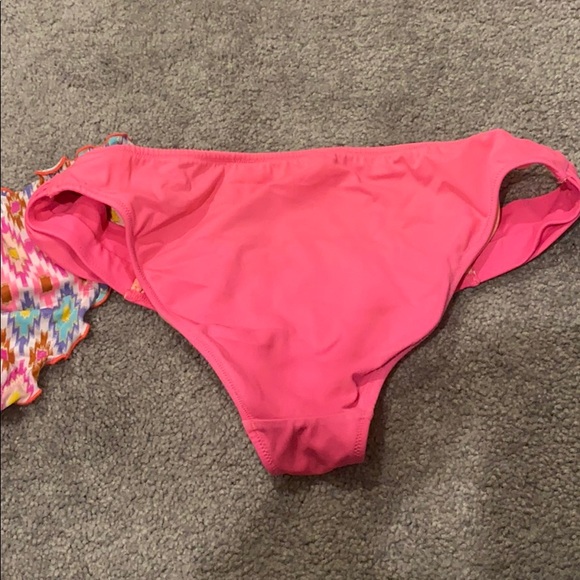 Victoria Secret BOTTOMS only - Picture 5 of 5